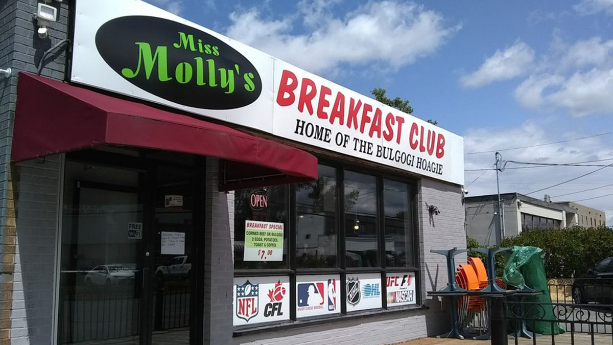 miss molly's diner storefront